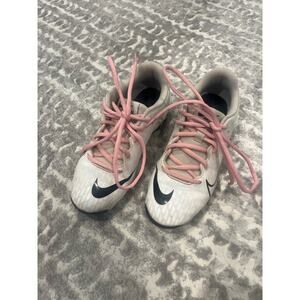 Nike softball baseball cleats size 4.5 youth